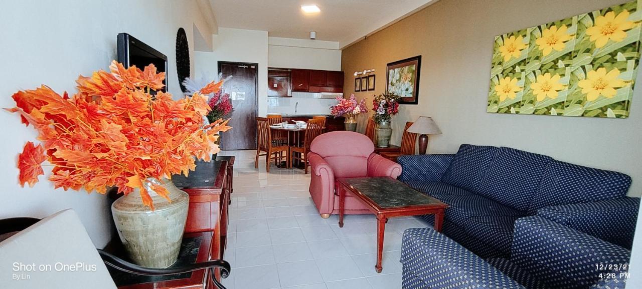 Sea View Paradise Appartamento Tanjung Bungah  Esterno foto